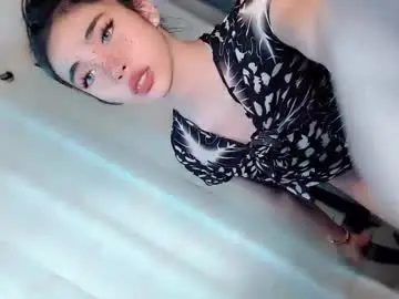 Chaturbate Sex Cam of call_me_nina