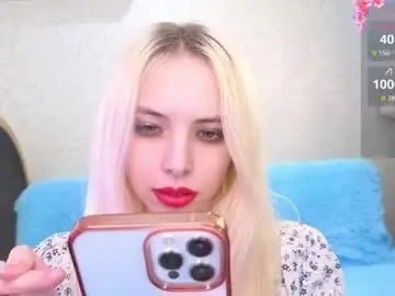 Chaturbate Live Sex Cam of empress_ki