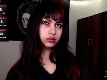 Chaturbate Live Porn of littleluciferrr
