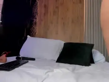 Chaturbate Sex Cam of lia_sexx19