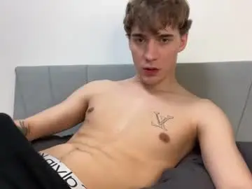 Chaturbate Watch Live Sex Cams of kevin_martin8