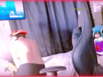 Chaturbate Free Live Porn of thebluesky_18