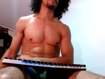 Chaturbate Best live sex cam show of cesar_master_
