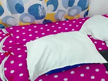 Chaturbate Adult Video Chat of hornystepmommy_