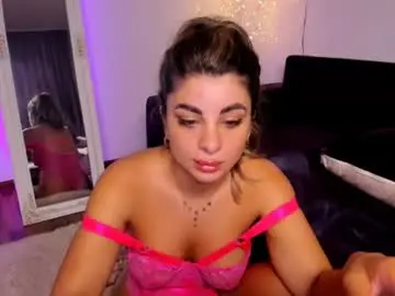 Chaturbate Live Sex Cam of queenofyouredreams