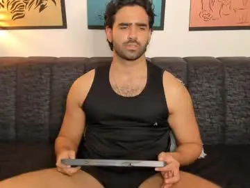 Chaturbate Live Porn of bradleymartin7