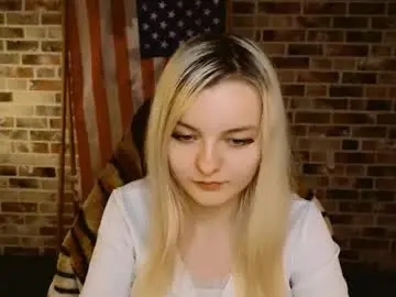 Chaturbate Live Sex Cam of angelabunny_