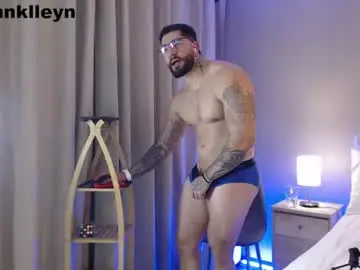 Chaturbate Watch Live Sex Cams of johnklleyn