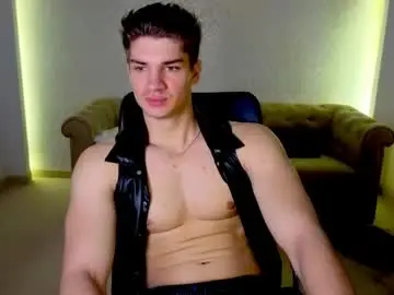 Chaturbate Live Sex Cam of maxkaiden