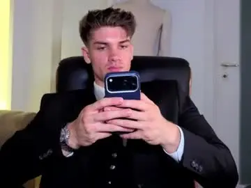 Chaturbate Live Porn of maxkaiden