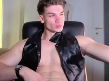 Chaturbate Best live sex cam show of maxkaiden