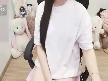 Chaturbate Free Porn Cam of lee_cute18