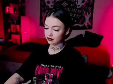 Chaturbate Nude Webcam of magic_alie