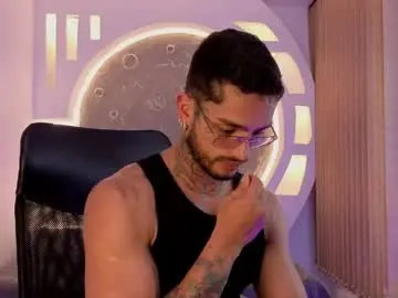Chaturbate Watch Live Sex Cams of alan__rogers