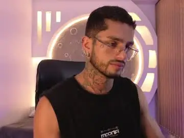 Chaturbate Sex Chat of alan__rogers