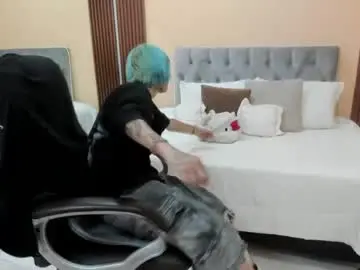 Chaturbate Sex Cam of bela_craxkerr