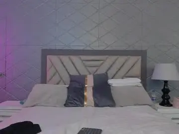 Chaturbate Live Sex Cam of lindaacherry