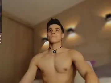 Chaturbate Nude Webcam of thomklein