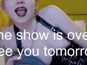 Chaturbate Best live sex cam show of lessysweety