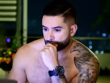 Chaturbate Live Sex Cam of lukhass