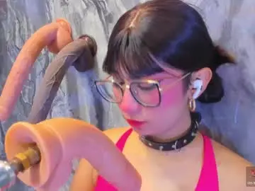 Chaturbate Adult Video Chat of linda_sofi__