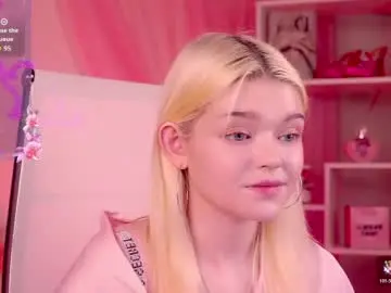 Chaturbate Live Porn of adelecartier