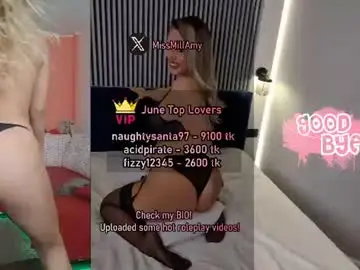 Chaturbate Live Porn of amysuperheroes