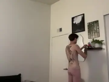 Chaturbate Live Sex Cam of prettyboyszn