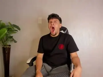 Chaturbate Free Live Porn of valetino_stonee