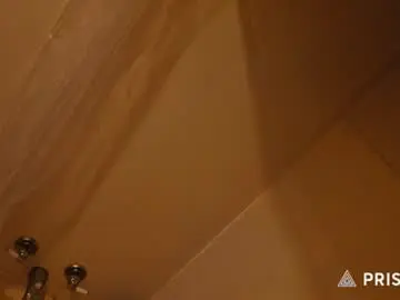 Chaturbate Nude Webcam of hardselfsucker1
