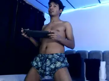 Chaturbate Live Porn of luca_vegas