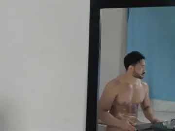 Chaturbate Best live sex cam show of luis_baptista