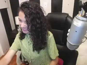 Chaturbate Sex Cam of lucy_lorelei