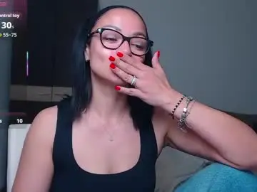 Chaturbate Watch Live Sex Cams of serenesophi