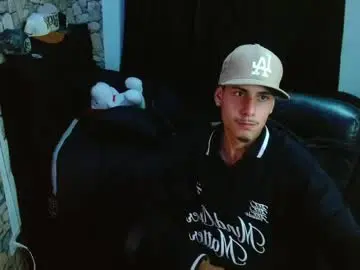 Chaturbate Live Sex Cam of bastiaan_28
