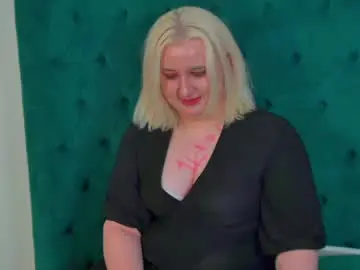 Chaturbate Free Live Porn of lioraardyn