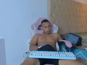 Chaturbate Adult Video Chat of mastermorenohot23