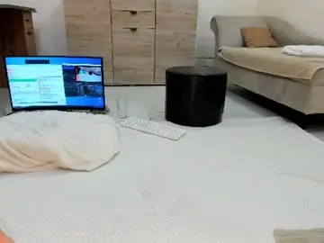 Chaturbate Nude Webcam of classy_medeeea