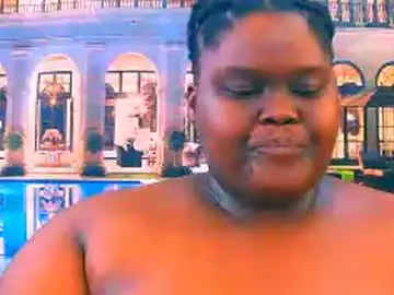 Chaturbate Free Porn Cam of ebonyhotbuns4u2luv