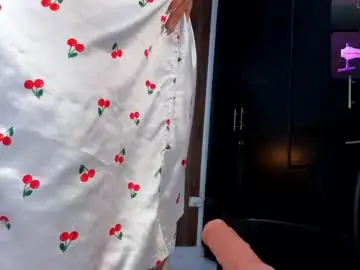 Chaturbate Free Porn Cam of mia_18v