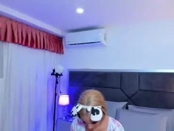 Chaturbate Adult Webcam of mia_poppy