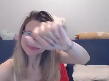 Chaturbate Live Sex Cam of shy_moony