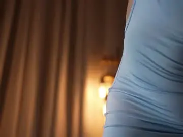 Chaturbate Free Live Porn of emyii