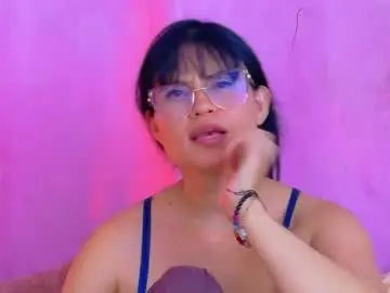 Chaturbate Watch Live Sex Cams of kelly_richardson1