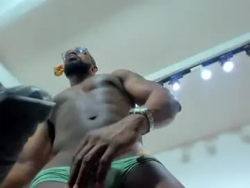 Chaturbate Best live sex cam show of tafari_1