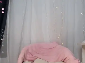 Chaturbate Live Sex Cam of caramelangels