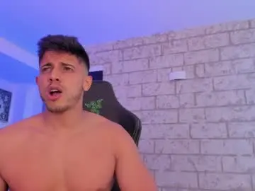Chaturbate Free Live Porn of ashton_coleman_
