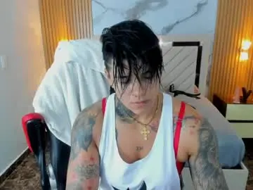 Chaturbate Live Sex Cam of karolandluna