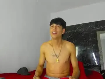 Chaturbate Free Porn Cam of alejitoo_23