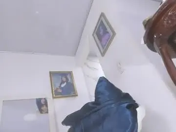 Chaturbate Live Sex Cam of amazing_vivi